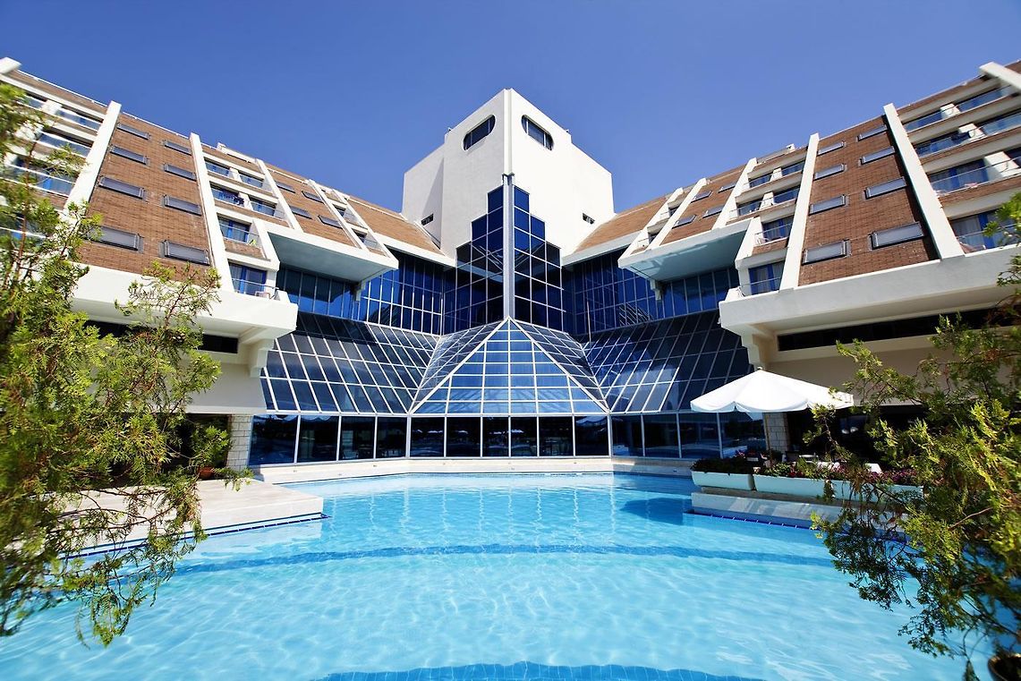 Queens park goynuk 5 турция. Queens Park Goynuk 5. Queens Park Goynuk Hotel Турция. Queens Park Goynuk 5 Турция Кемер. Отель Queen's Park Resort Goynuk 5* (Турция, Кемер).